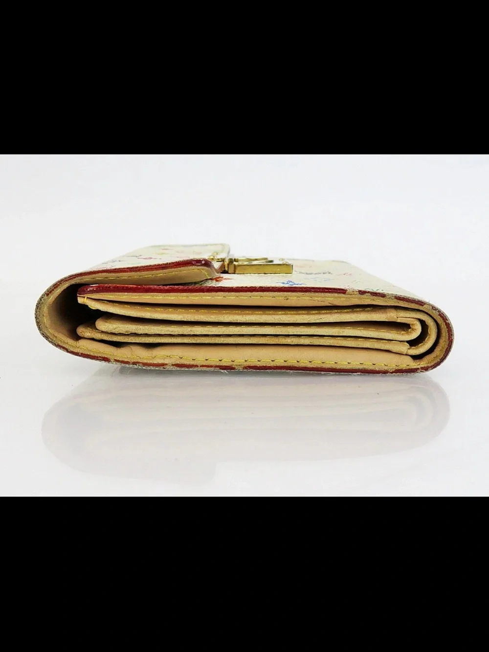 Louis Vuitton compact louis